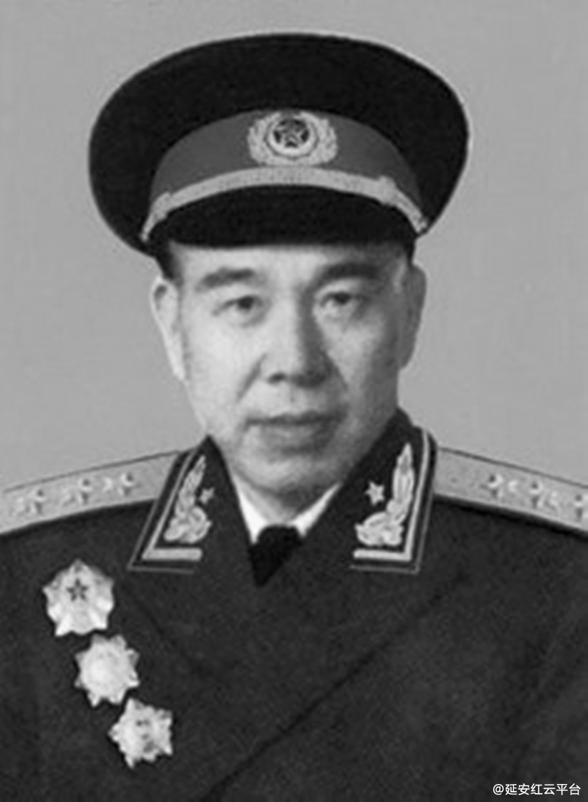 黄永胜将军个人资图片